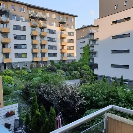 Apartment Charming 2-bed In *